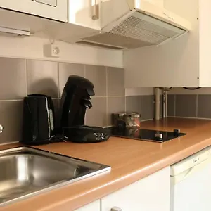 405 - Sejour Romantique Dans Un Studio De 5 - Flat-guest Parigi